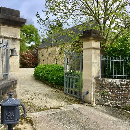Gite De La Butte Le Molay-Littry Kültér fotó