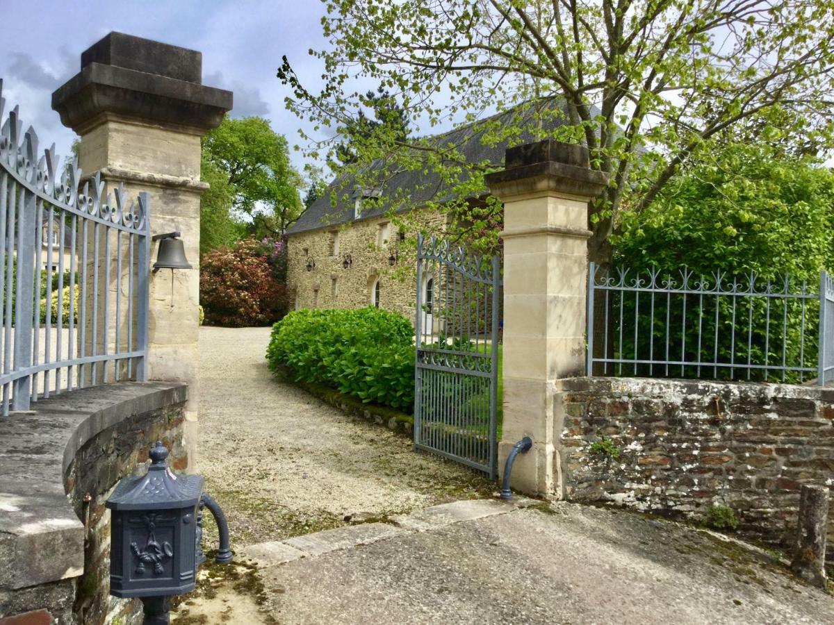 Gite De La Butte Le Molay-Littry Kültér fotó